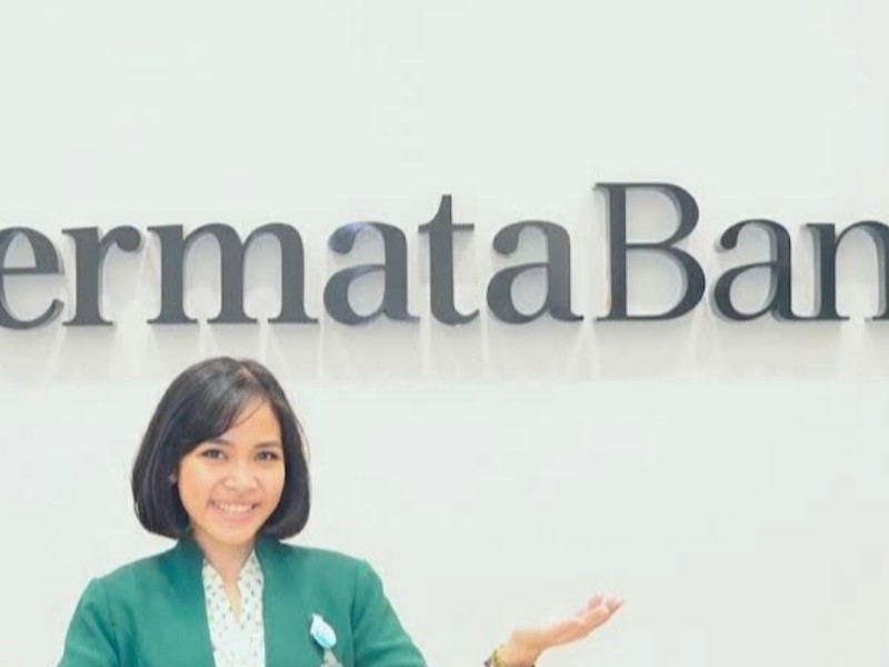 Layanan WhatsApp resmi Permata Mobile